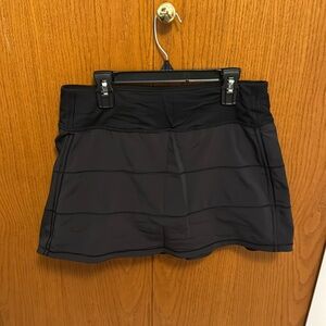 Lululemon pace rival skirt